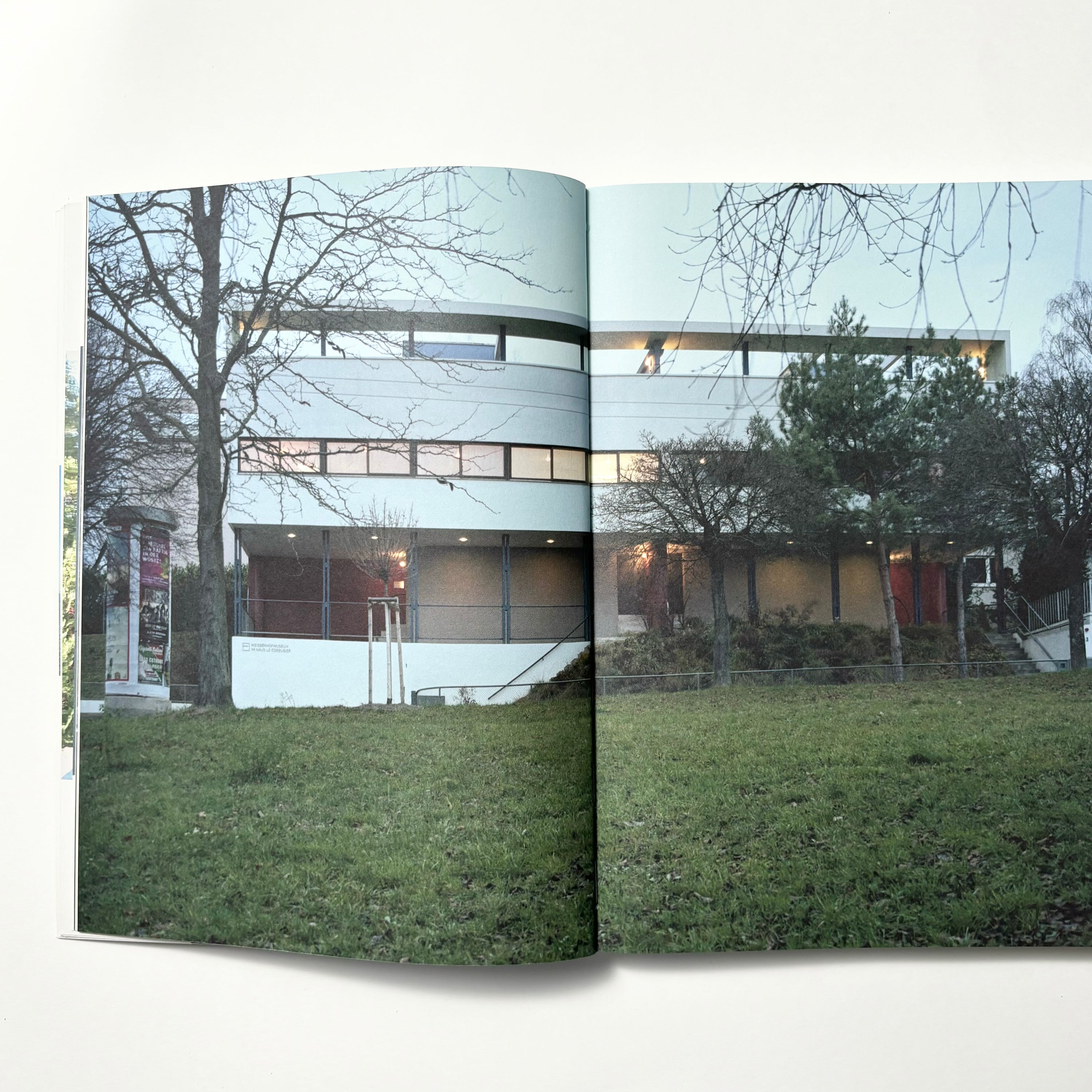 Looking Through Le Corbusier Windows／ホンマタカシ