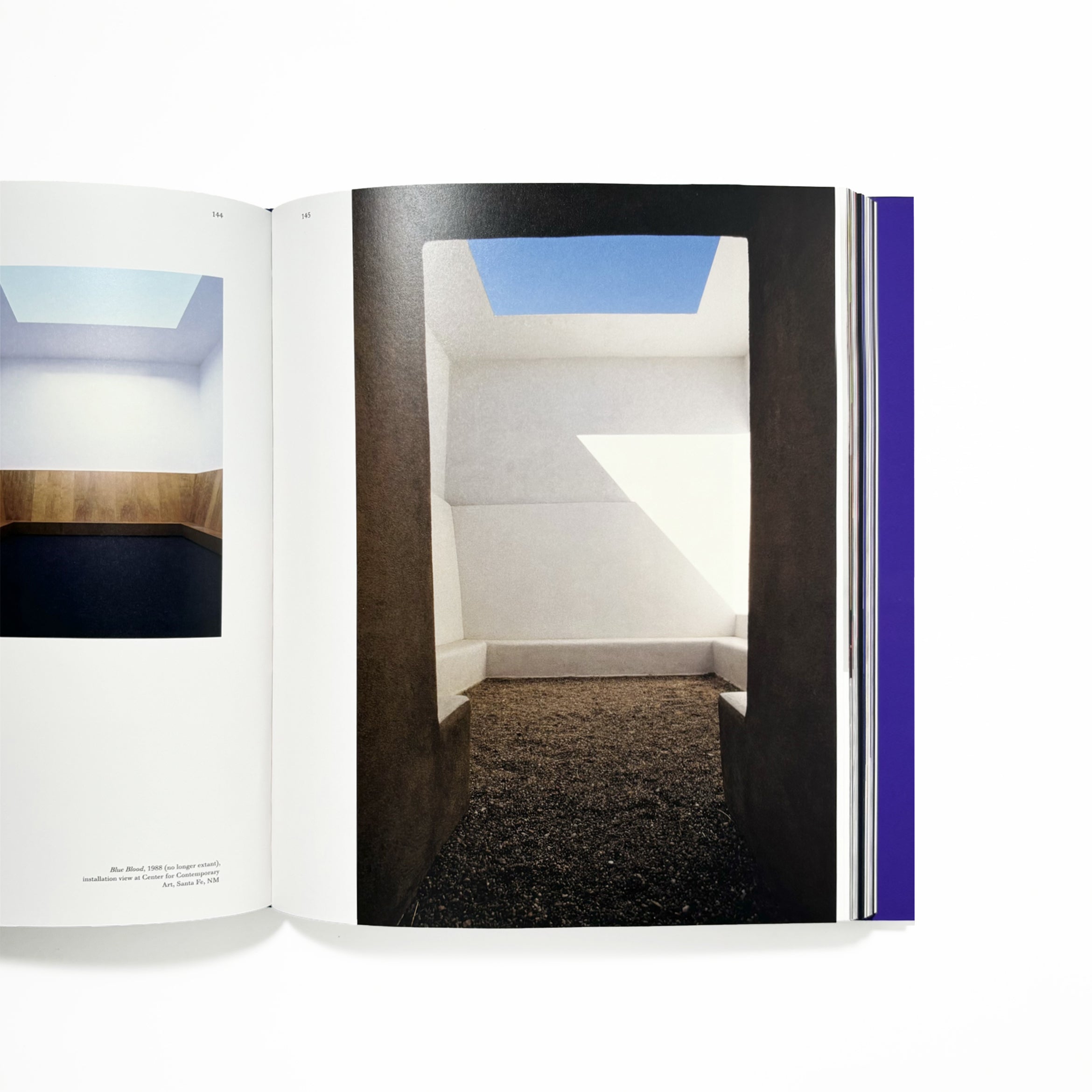 RETROSPECTIVE／James Turrell – tuii books
