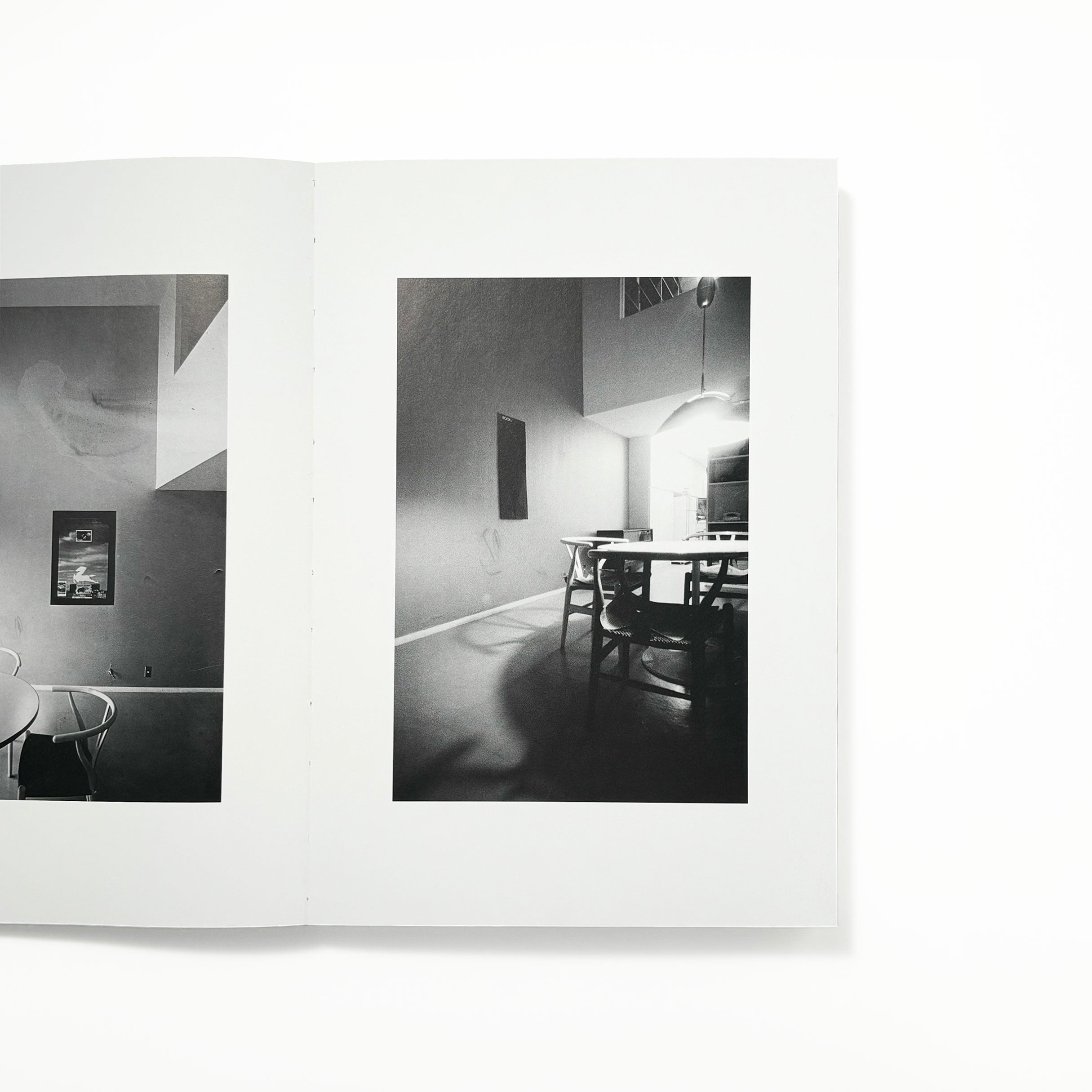 新品&初版　建築のことばを探す　多木浩二の建築写真 332_l.webp?7207978150cb98e2